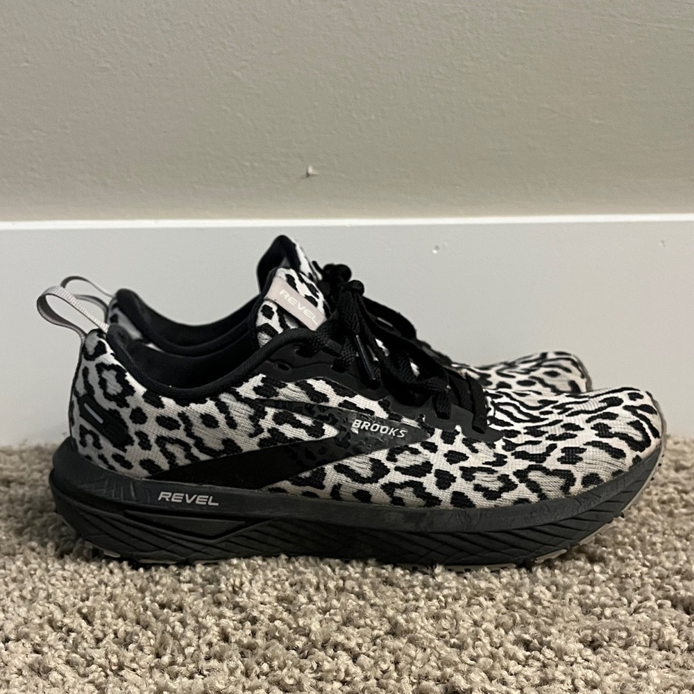 Brooks Women's Revel Leopard Print Sneakers - Black and White